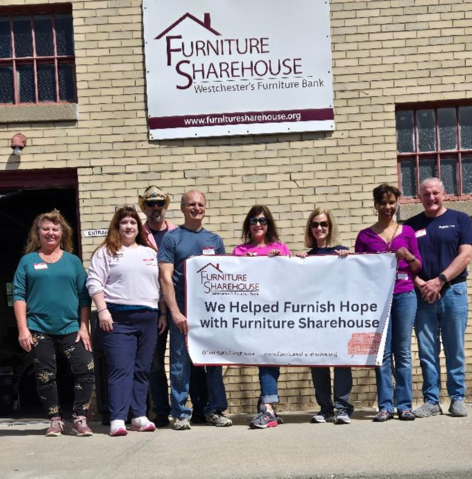 VOLUNTEERS FROM HGAR FOUNDATION HELPED FURNISH HOPE